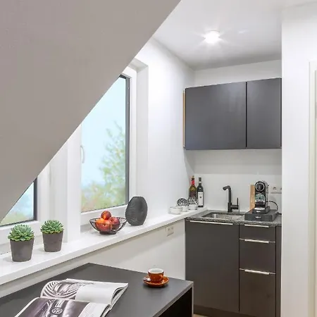 Boutique Apartment *